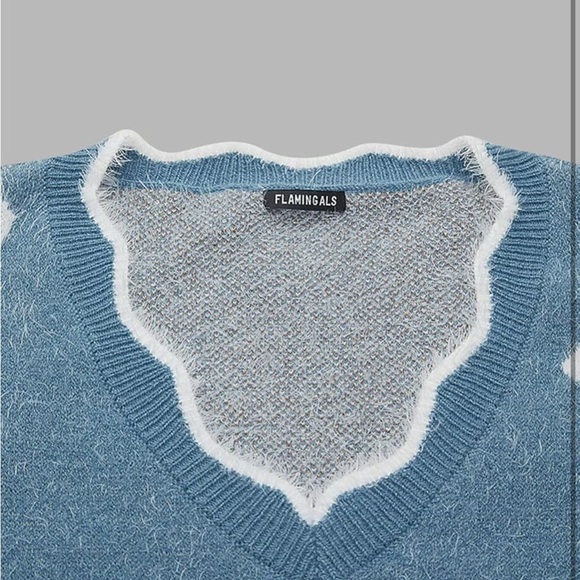 Blue Floral Fuzzy V-Neck Sweater - Picture 4 of 6